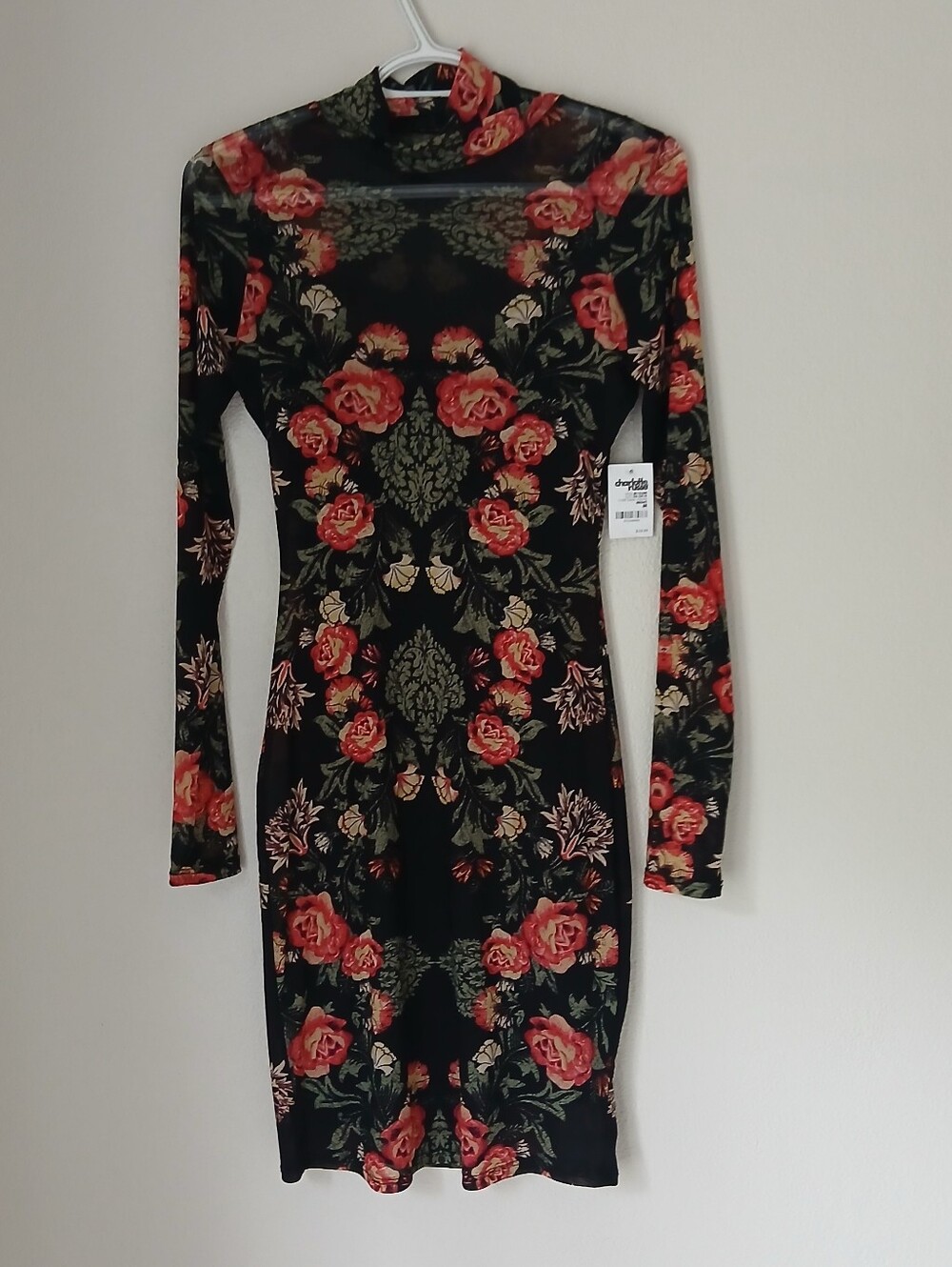 Charlotte Russe Black Floral  Bodycon Dress Size M NWT